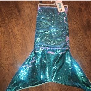 Justice sequin mermaid tail blanket
